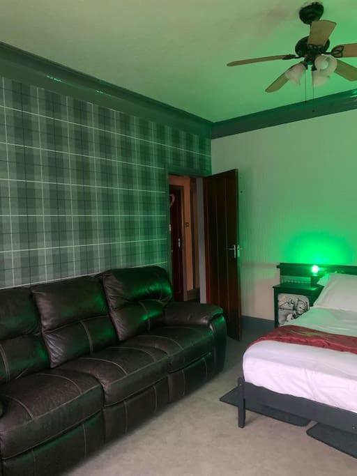 Family Holiday Home Blackpool Ngoại thất bức ảnh