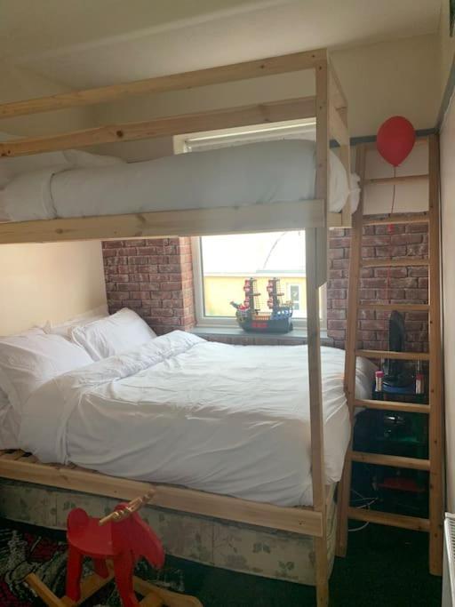 Family Holiday Home Blackpool Ngoại thất bức ảnh